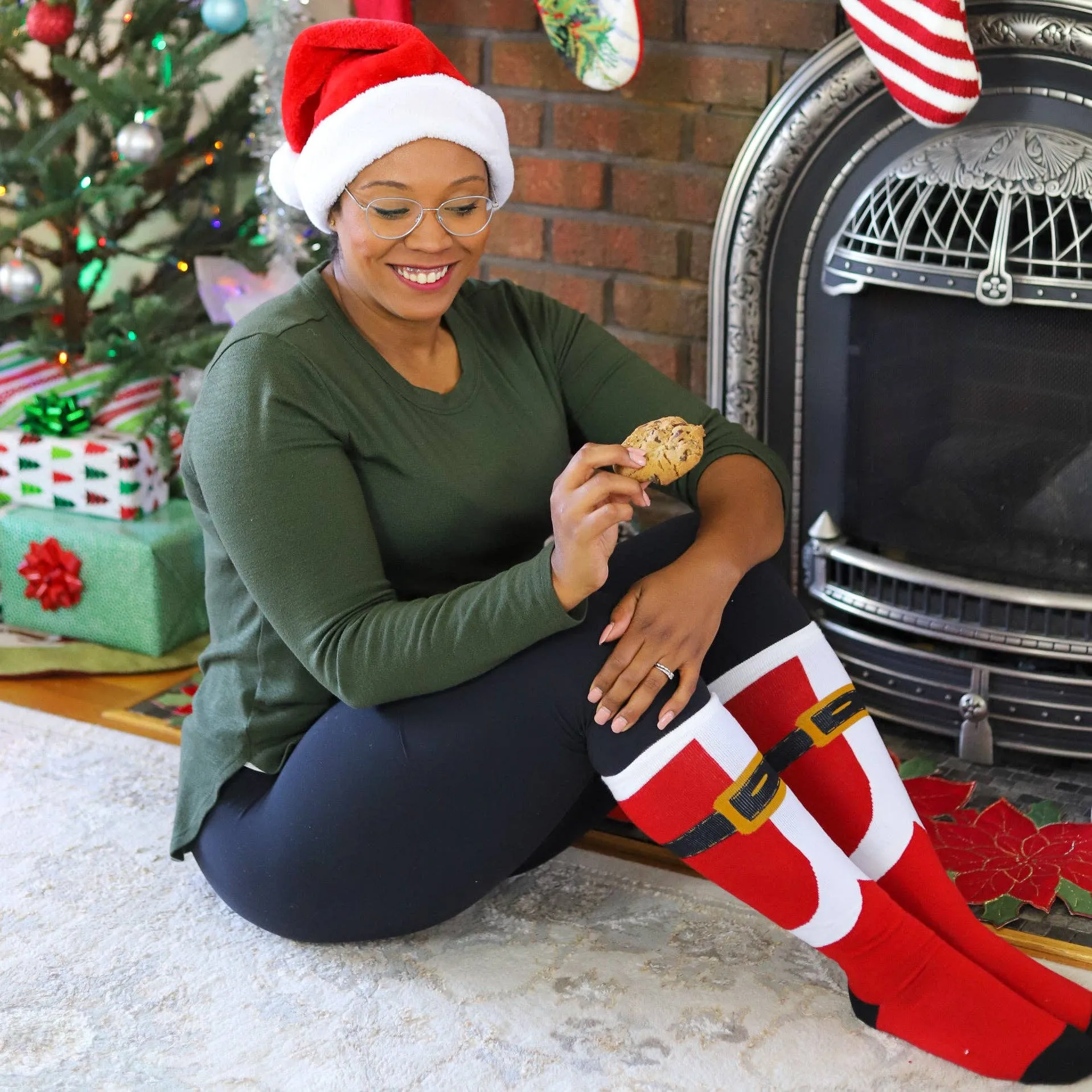 Santa & Elf Knee High Socks (2 Pack)