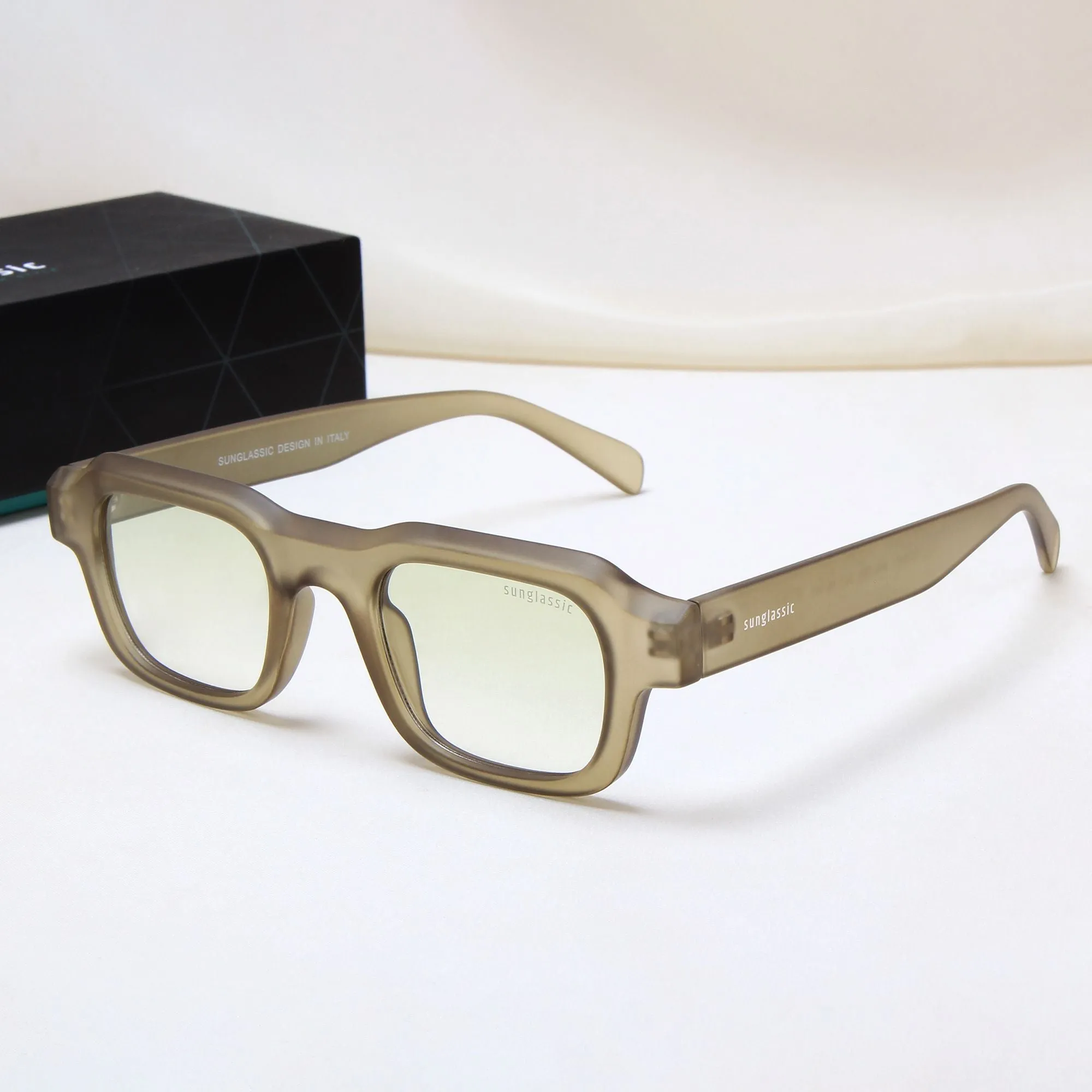 Walter Light Green Square Sunglasses